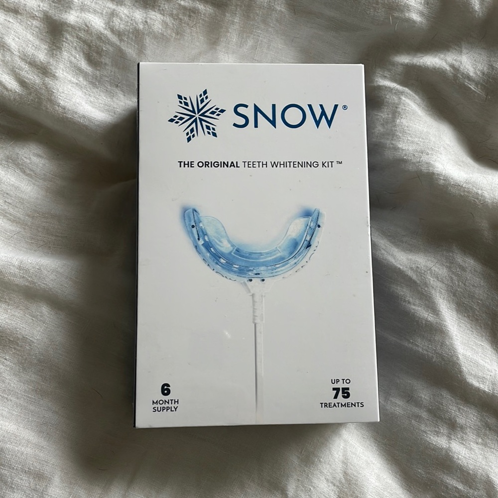 SNOW LED teeth whitening kit - unopened